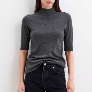 InCashmere Cashmere Short Sleeve Turtle Neck